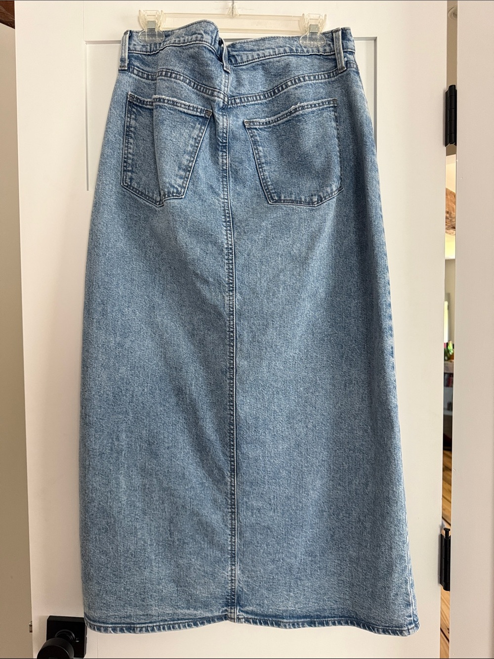 Universal Thread Jean Skirt - Picture 3 of 4